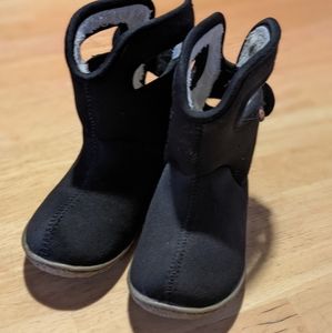 BOGS size 8 toddler